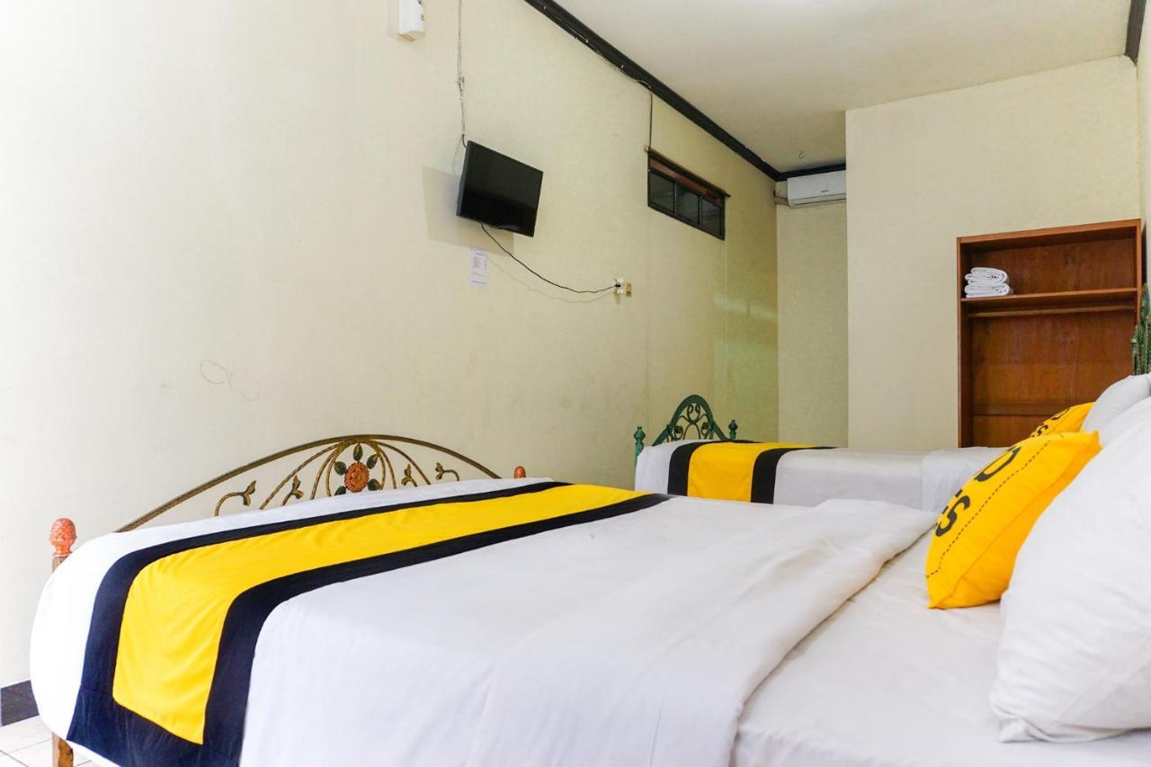 Astria Graha Hotel Bandung Exterior photo